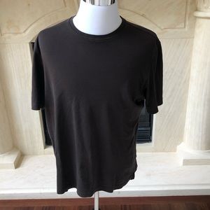 Robert Barakett Men’s Tee Shirt dark brown.